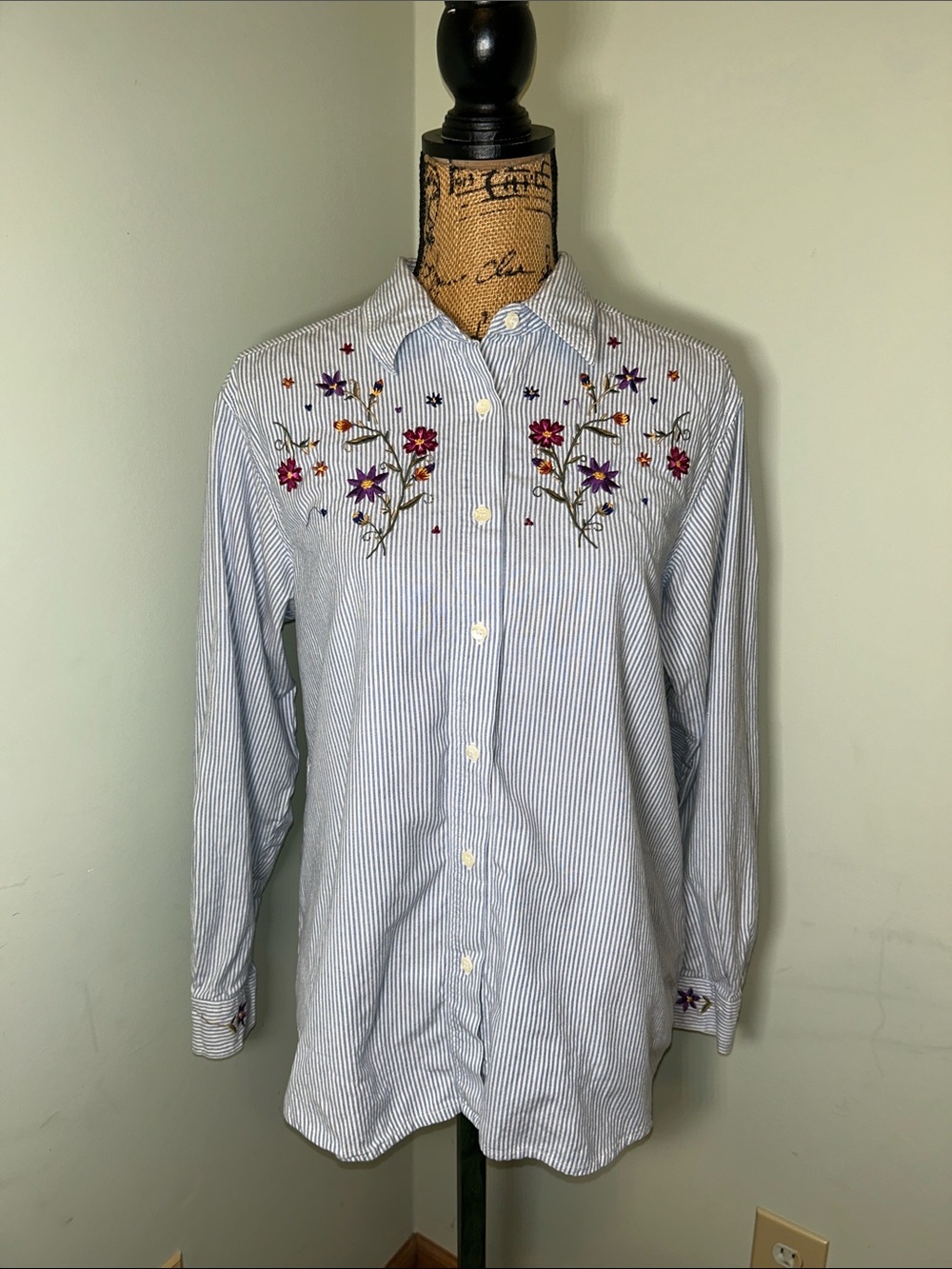 Vintage Cottagecore Striped Blue Embroidered Floral Button-Up Shirt
